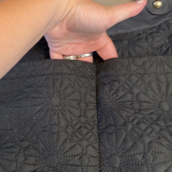 PETUNIA PICKLE BOTTOM BLACK CARRYALL - Picture 13 of 17